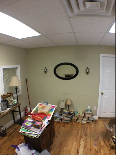 1802 Elm St, Manchester, NH 03104